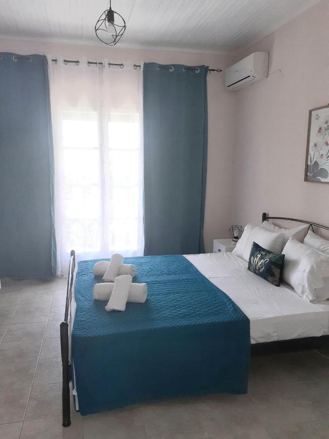 Issos Apartments Agios Georgios  Eksteriør billede