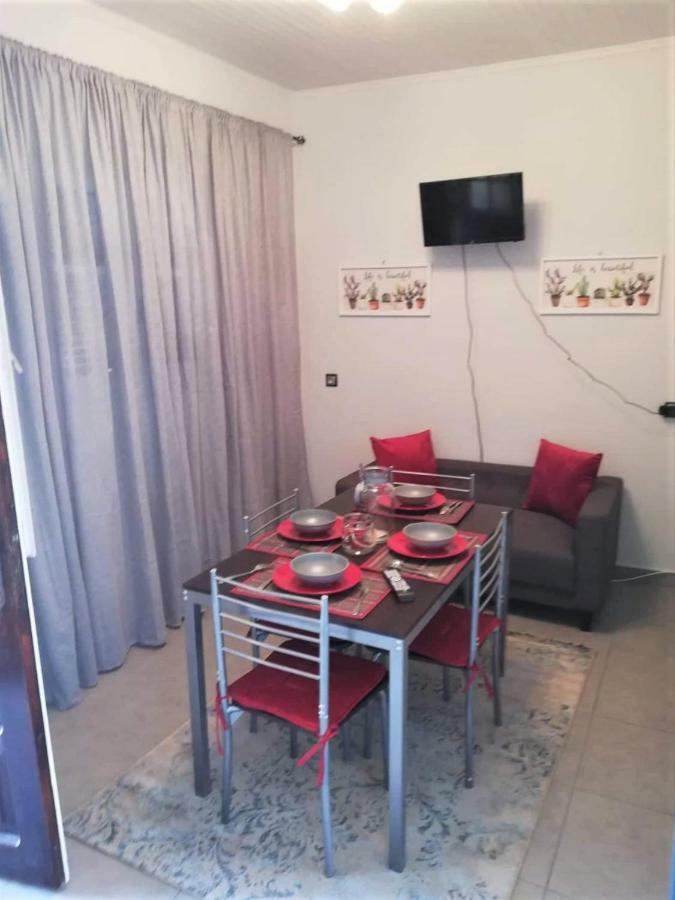 Issos Apartments Agios Georgios  Eksteriør billede